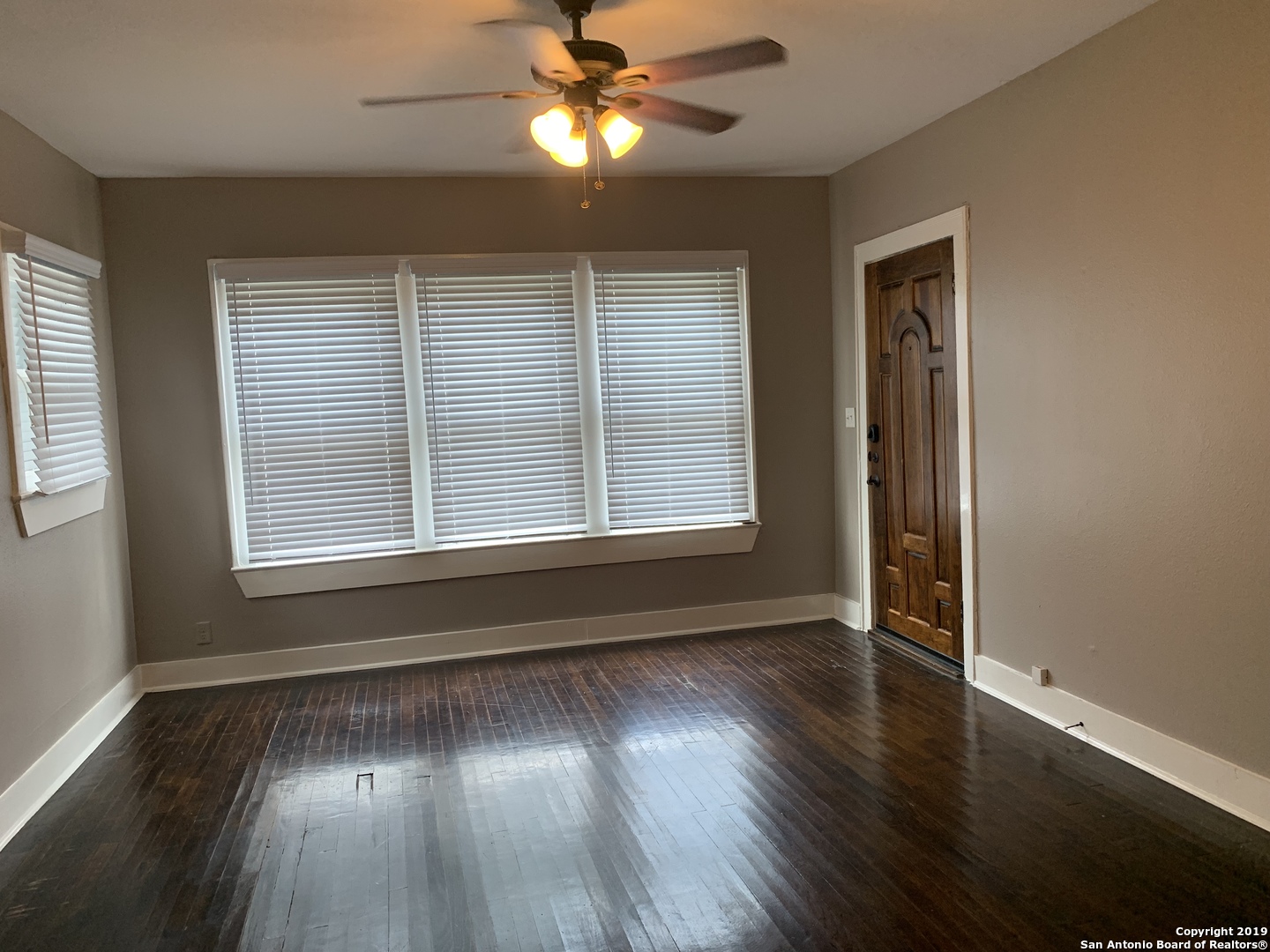 1446 W Kings Highway San Antonio TX 78201