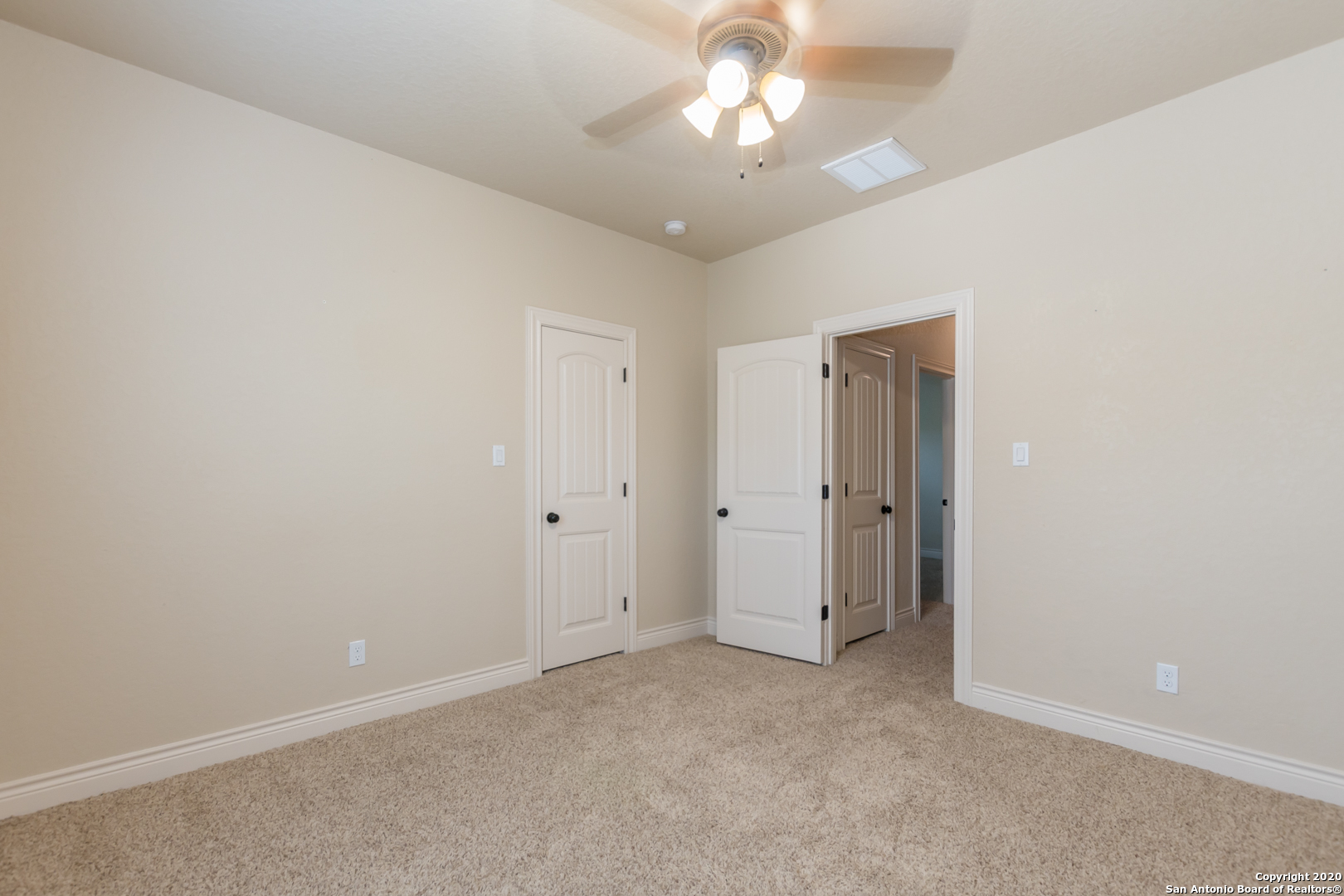 13822 Oakview Cove San Antonio TX 78249