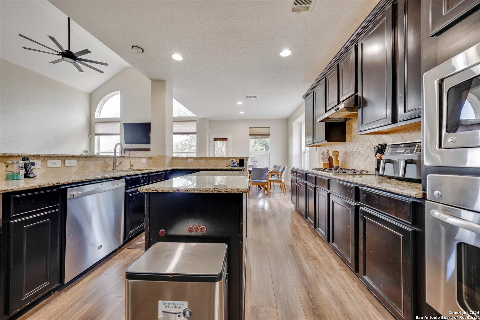 23902 Alpine Lodge San Antonio TX 78258