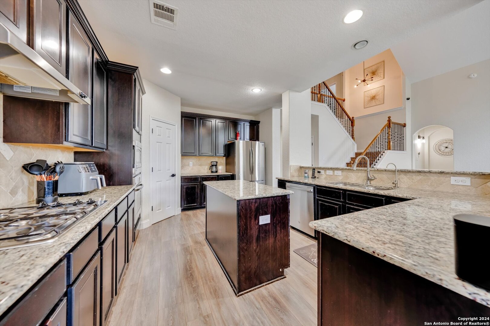 23902 Alpine Lodge San Antonio TX 78258