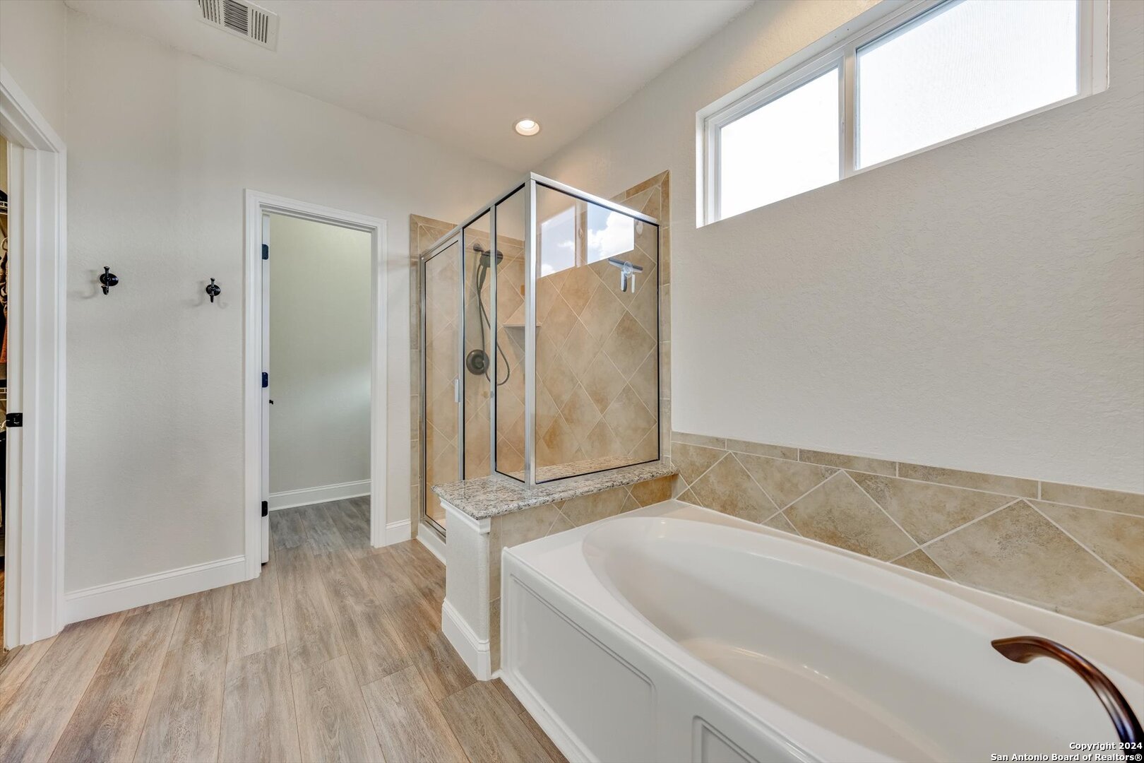 23902 Alpine Lodge San Antonio TX 78258