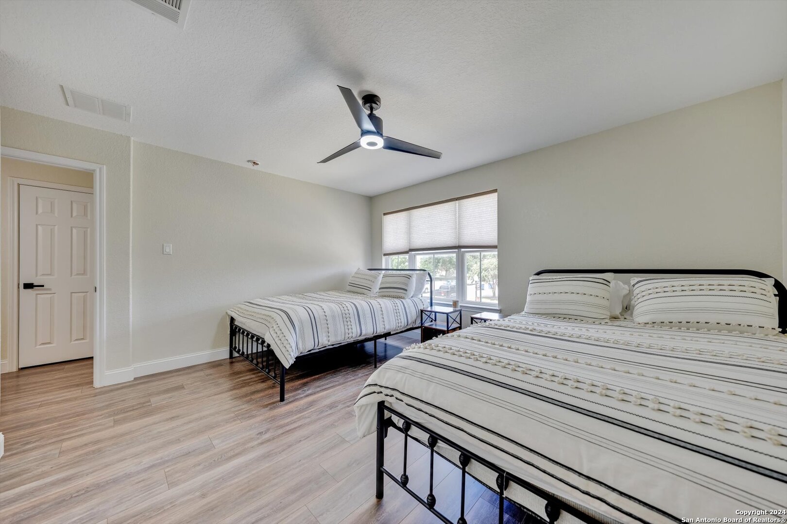 23902 Alpine Lodge San Antonio TX 78258