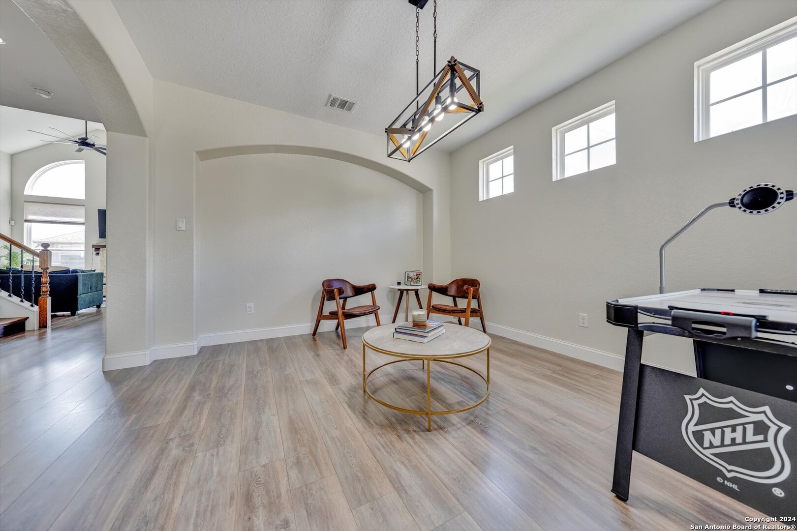 23902 Alpine Lodge San Antonio TX 78258