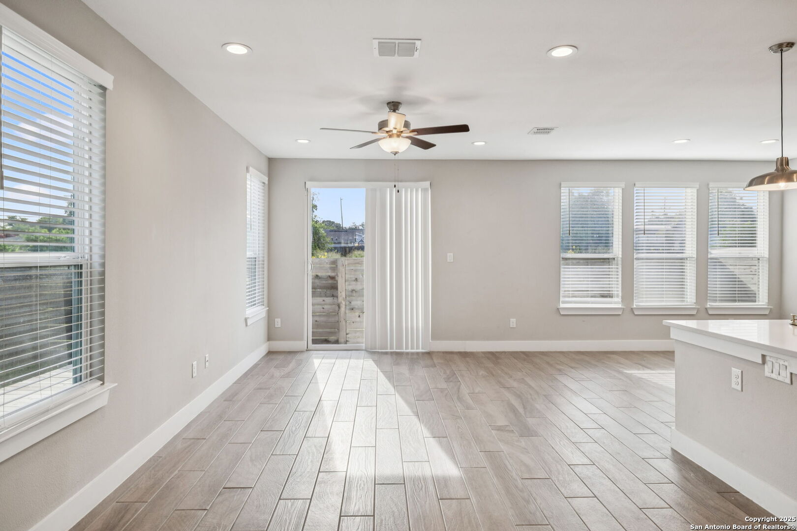 1511 E Sandalwood Lane #10 San Antonio TX 78209