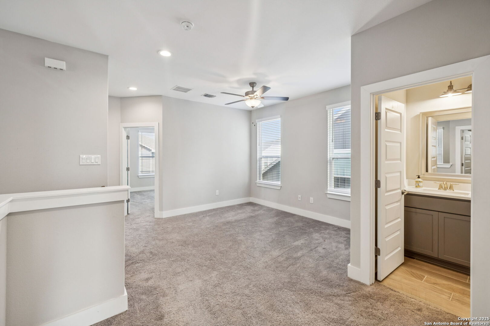 1511 E Sandalwood Lane #10 San Antonio TX 78209