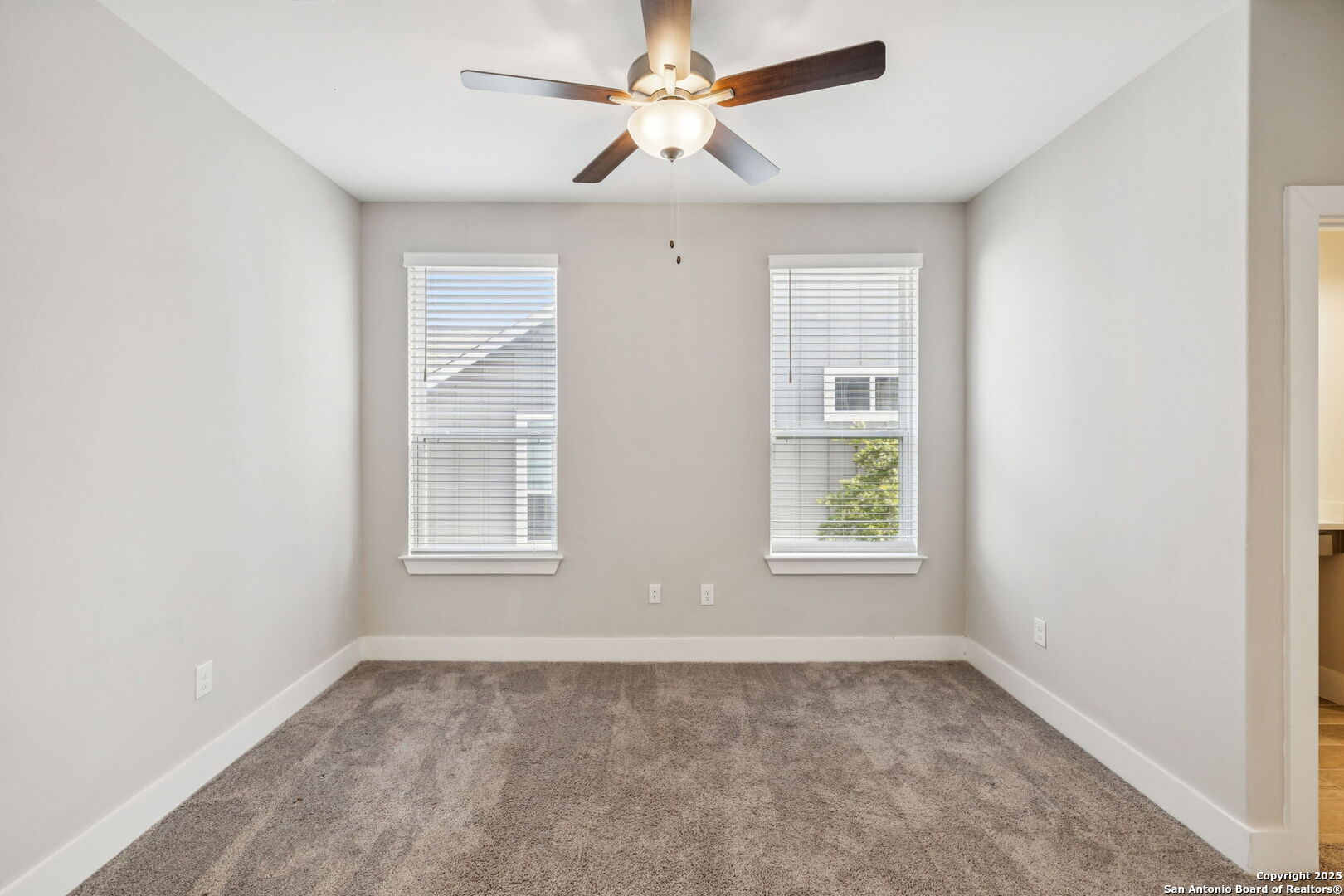 1511 E Sandalwood Lane #10 San Antonio TX 78209