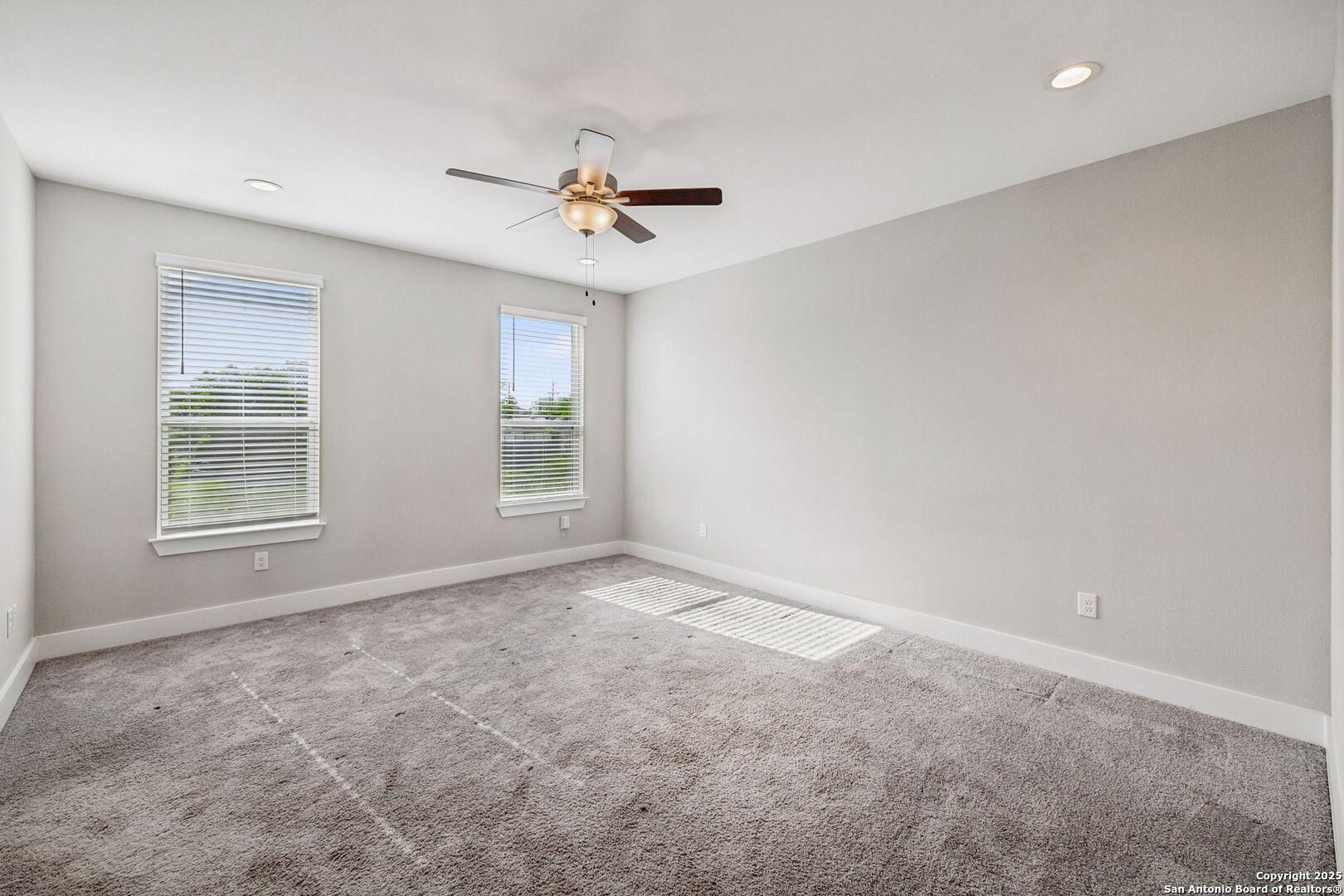 1511 E Sandalwood Lane #10 San Antonio TX 78209