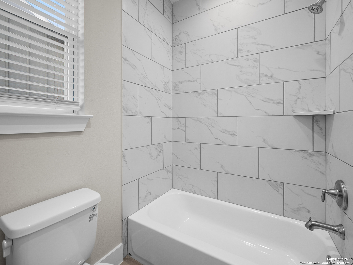 1511 E Sandalwood Lane #10 San Antonio TX 78209