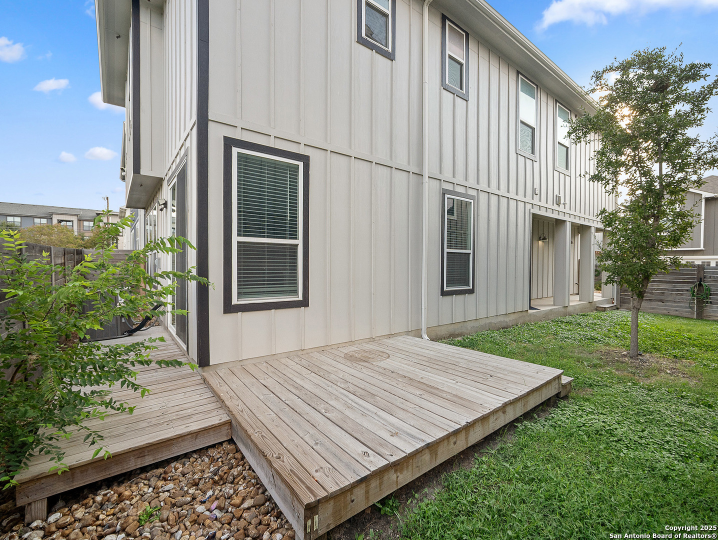 1511 E Sandalwood Lane #10 San Antonio TX 78209