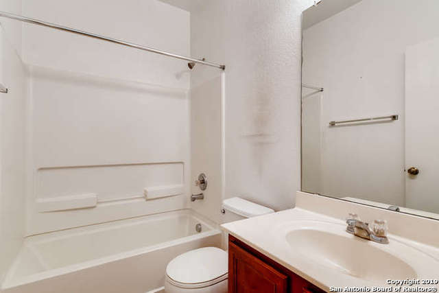 6607 Shadden Oaks Live Oak TX 78233