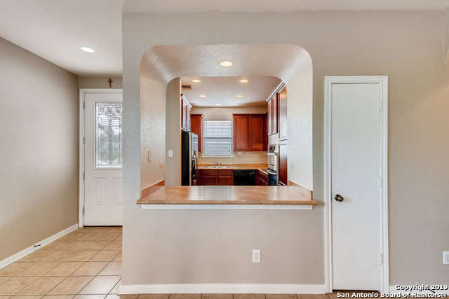 6607 Shadden Oaks Live Oak TX 78233