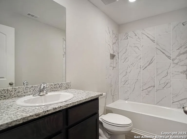 9331 Aniston Bluff Converse TX 78109