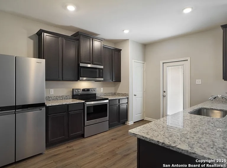 9331 Aniston Bluff Converse TX 78109