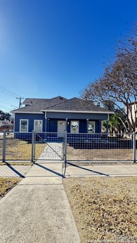 800 W Russell Place San Antonio TX 78212