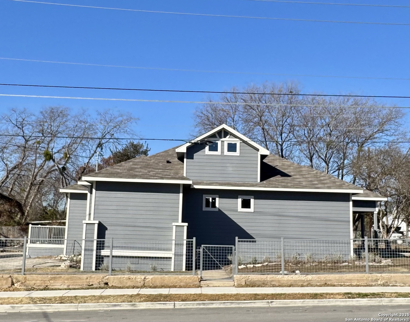 800 W Russell Place San Antonio TX 78212