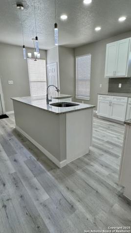 800 W Russell Place San Antonio TX 78212