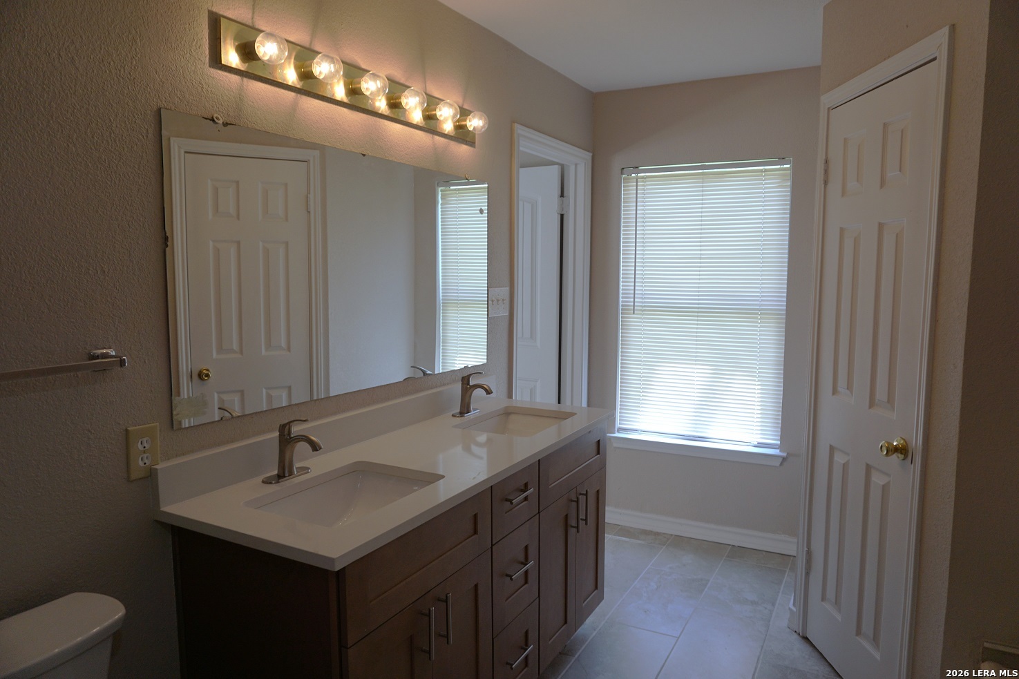 8470 Cascade Ridge Drive San Antonio TX 78239