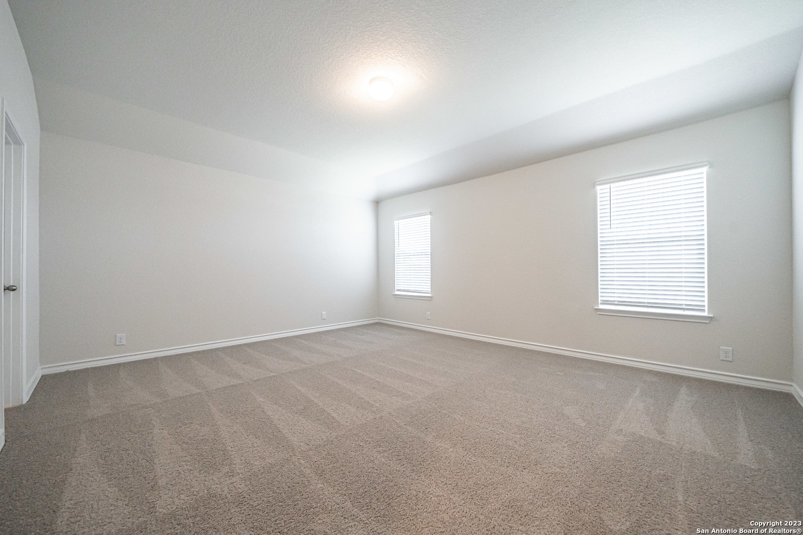 909 Rolling River Cibolo TX 78108