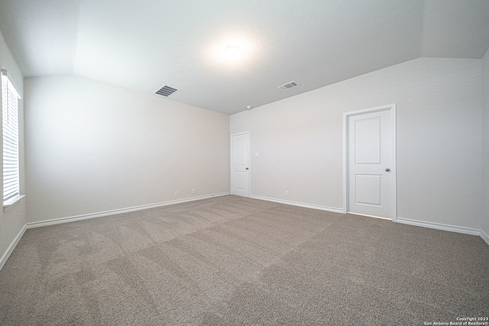 909 Rolling River Cibolo TX 78108