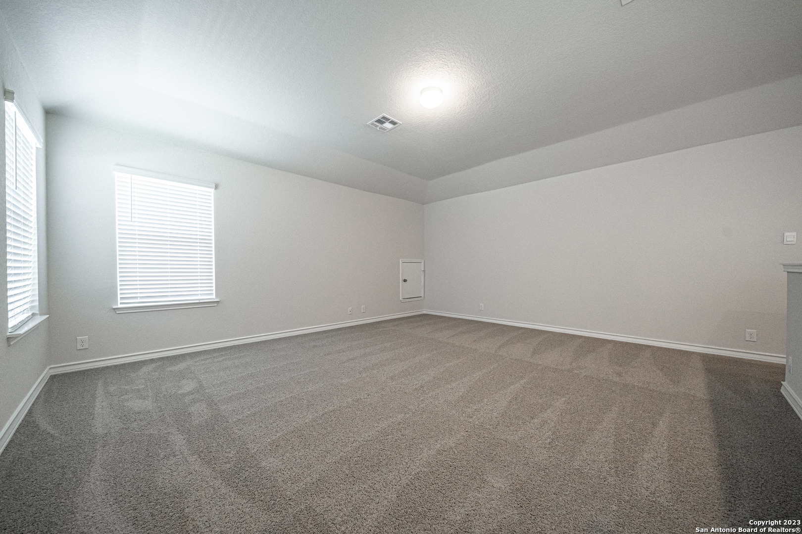 909 Rolling River Cibolo TX 78108