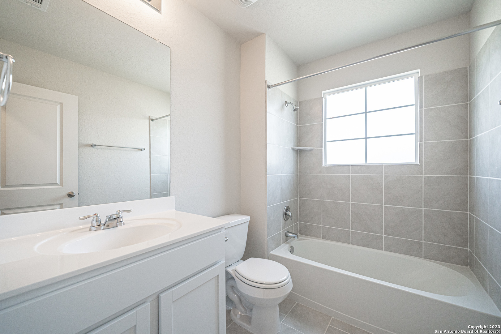909 Rolling River Cibolo TX 78108
