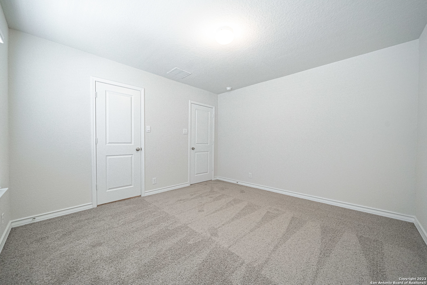 909 Rolling River Cibolo TX 78108