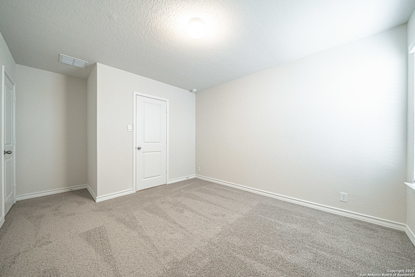 909 Rolling River Cibolo TX 78108