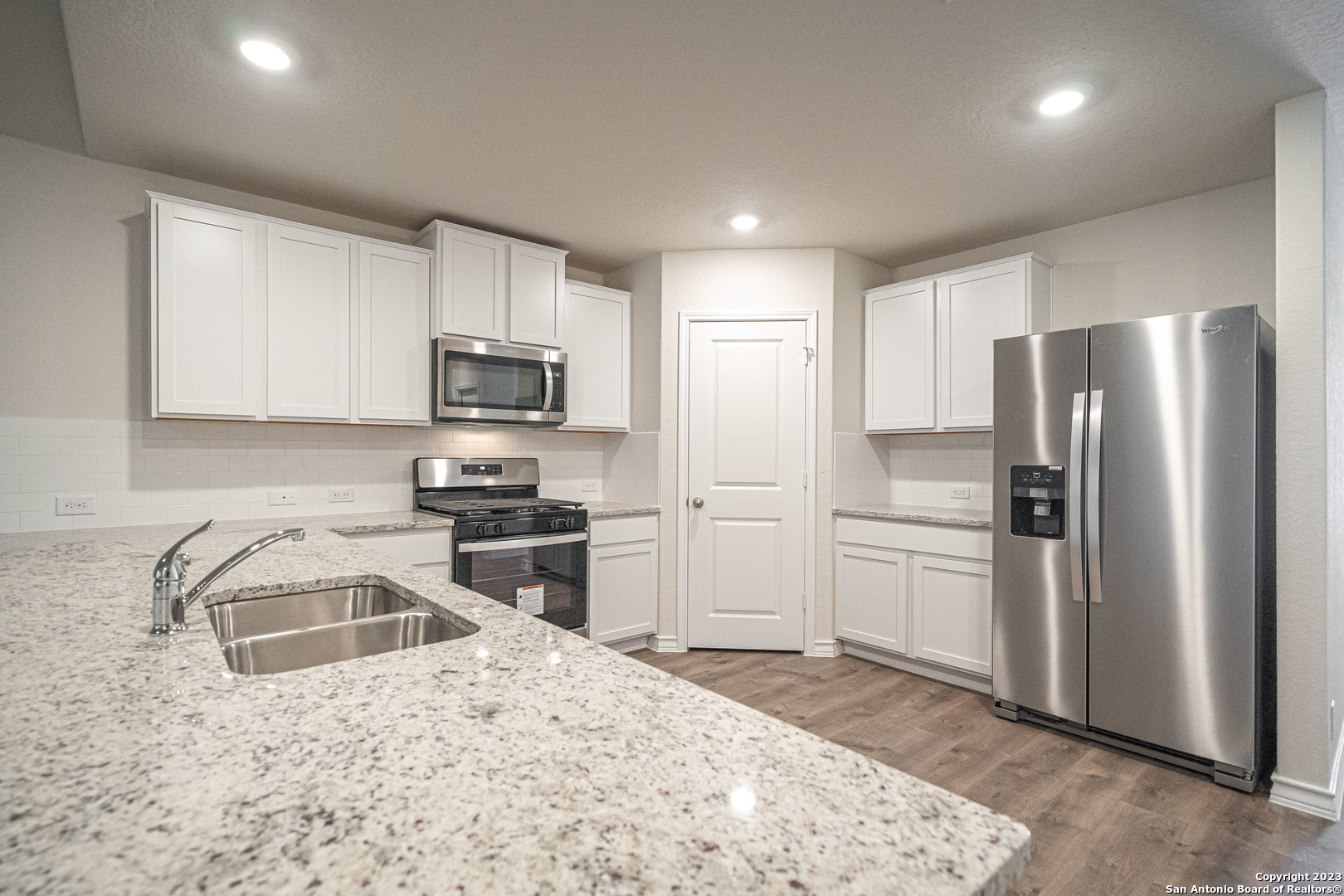 909 Rolling River Cibolo TX 78108