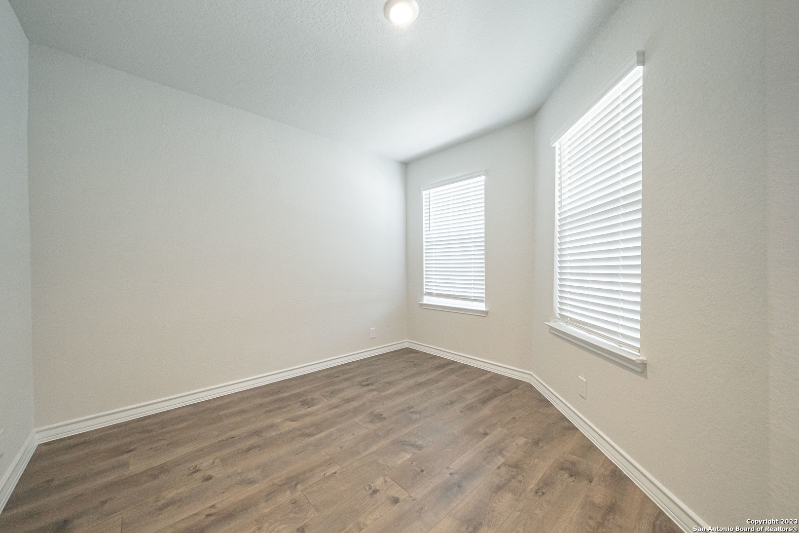 909 Rolling River Cibolo TX 78108