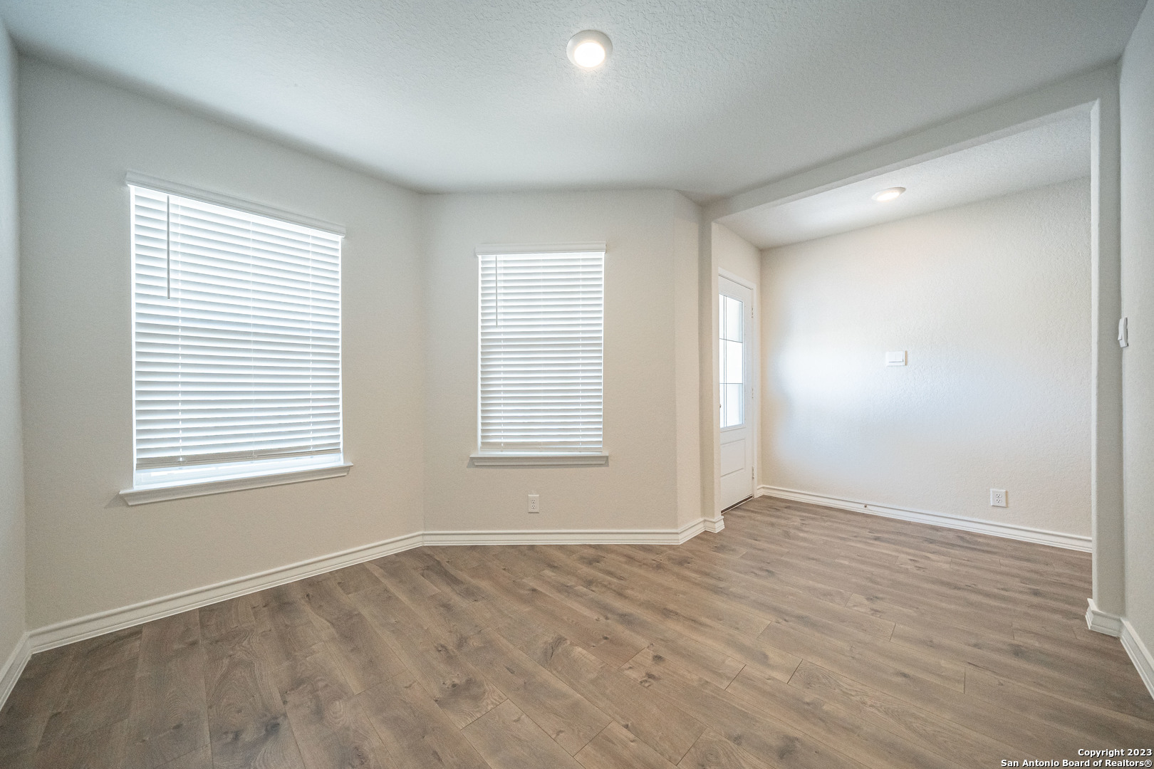 909 Rolling River Cibolo TX 78108