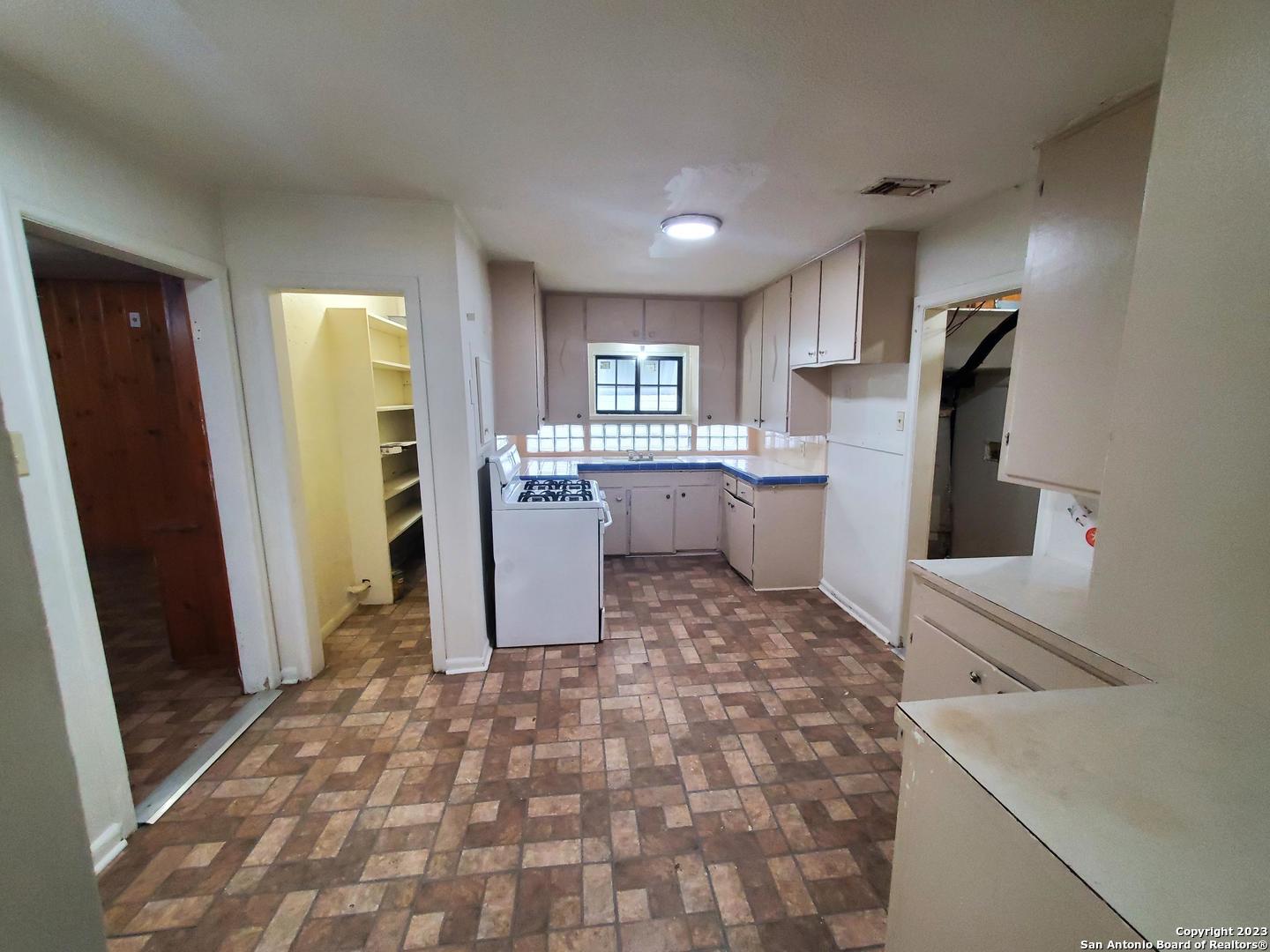 862 Clower San Antonio TX 78212