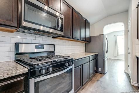 4819 Forward Swing San Antonio TX 78261