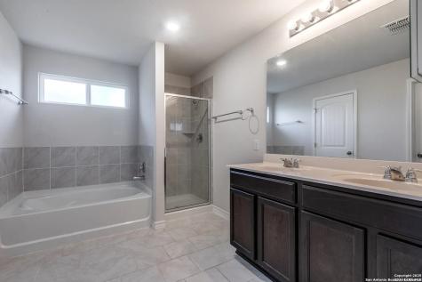 4819 Forward Swing San Antonio TX 78261