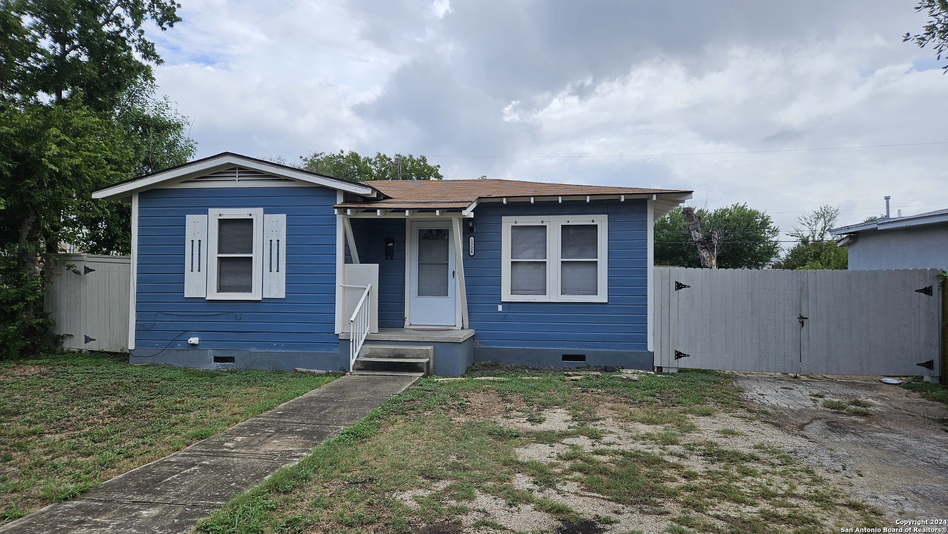 1726 Basse Road San Antonio TX 78213