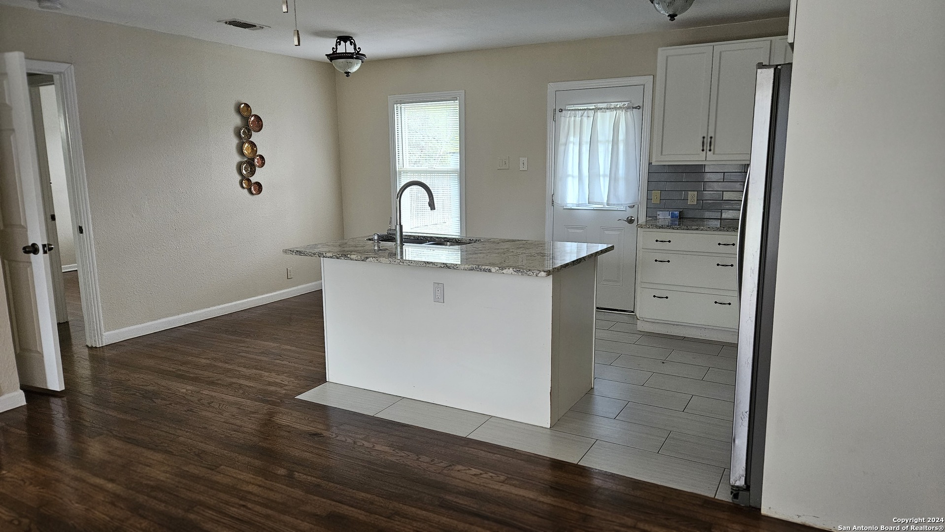 1726 Basse Road San Antonio TX 78213