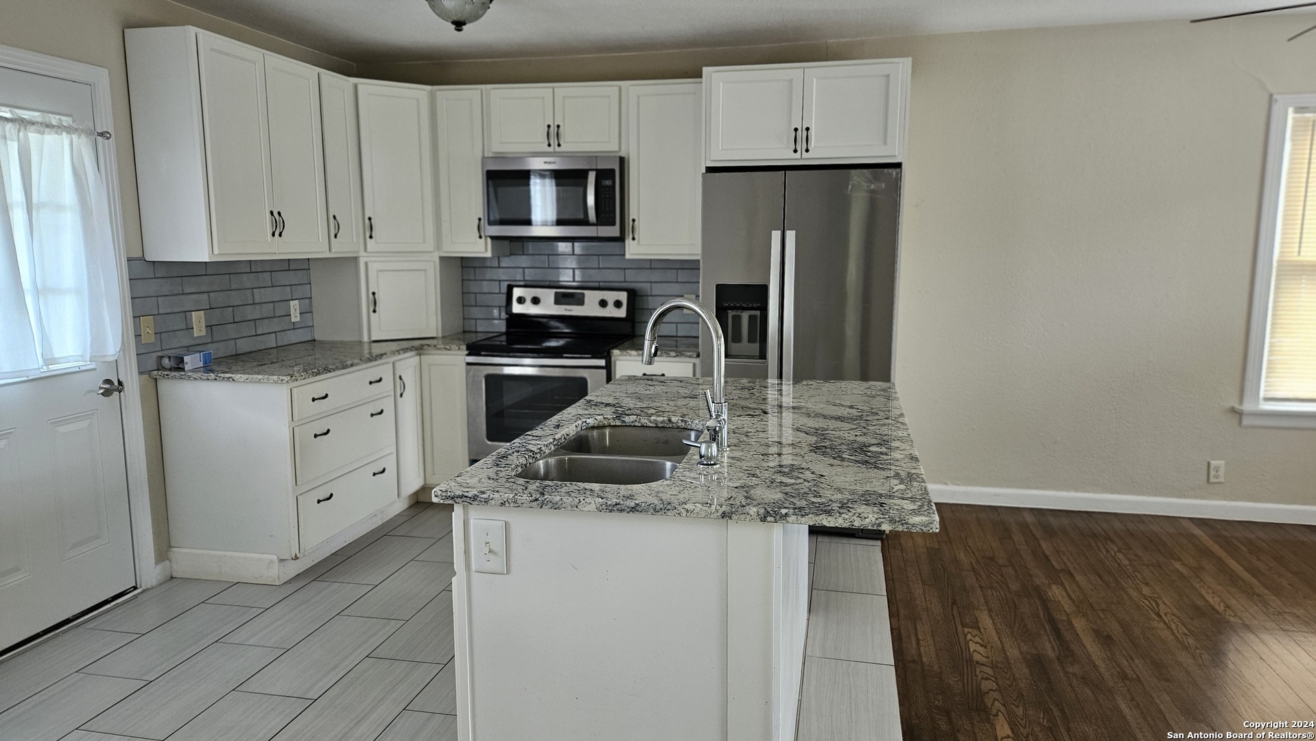 1726 Basse Road San Antonio TX 78213