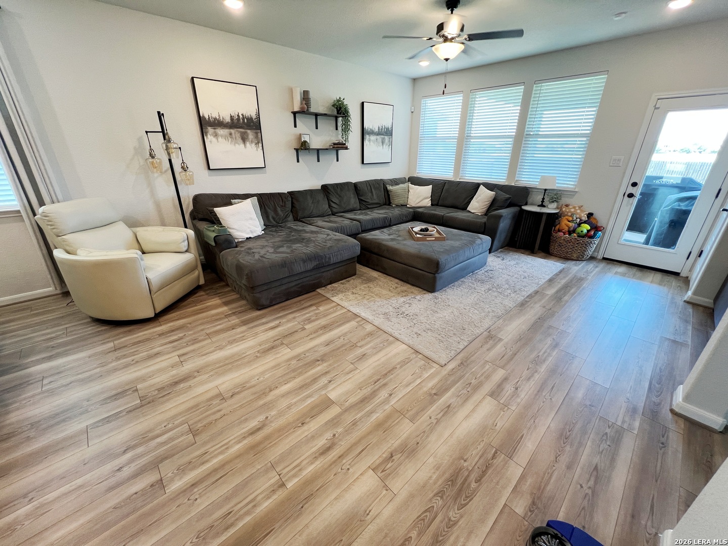 8347 Sunrise Glen Schertz TX 78154