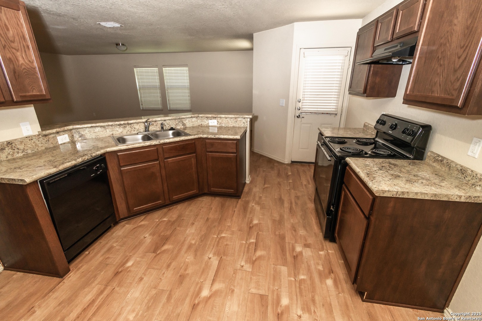 8918 Bonnie Butler San Antonio TX 78221