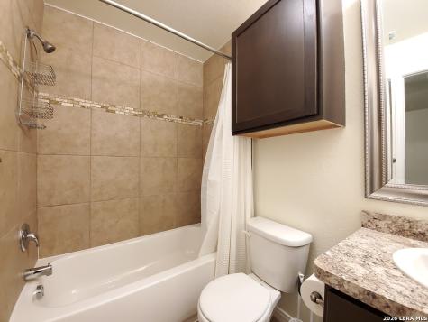 8715 8th Street Converse TX 78109