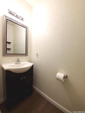 8715 8th Street Converse TX 78109