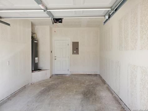 8715 8th Street Converse TX 78109