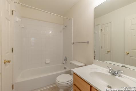 635 Lynx Mountain San Antonio TX 78251