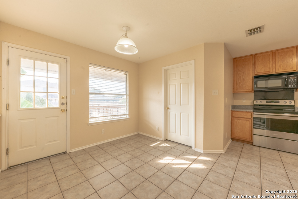 635 Lynx Mountain San Antonio TX 78251