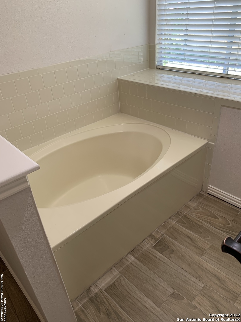 8631 Quail Whisper San Antonio TX 78250