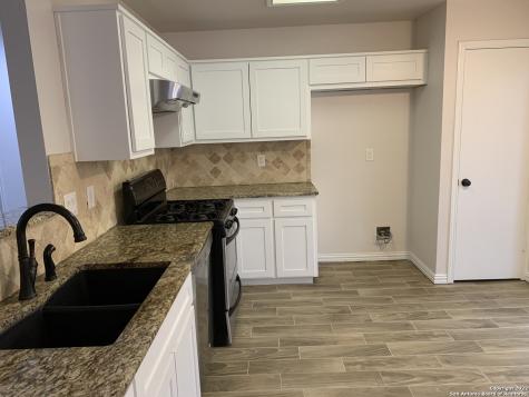 8631 Quail Whisper San Antonio TX 78250