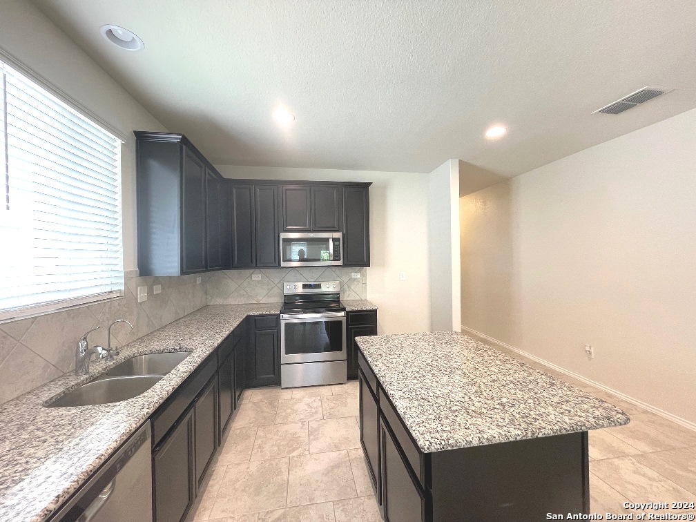 208 Texas Thistle New Braunfels TX 78130