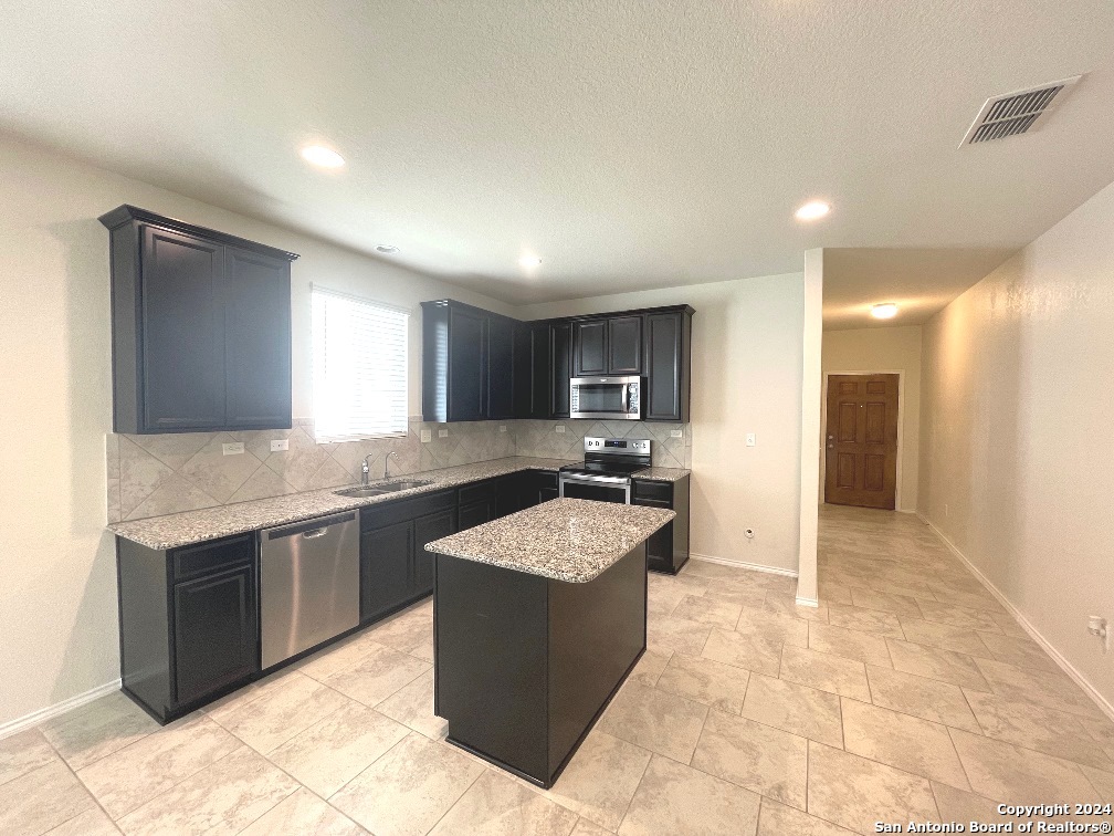 208 Texas Thistle New Braunfels TX 78130