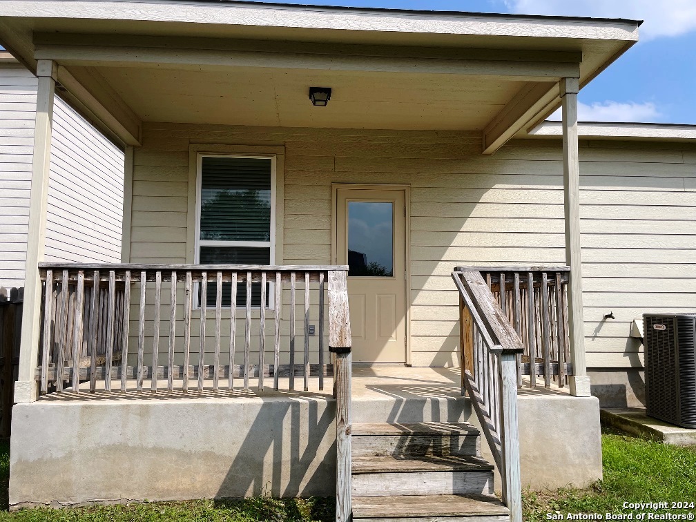 208 Texas Thistle New Braunfels TX 78130