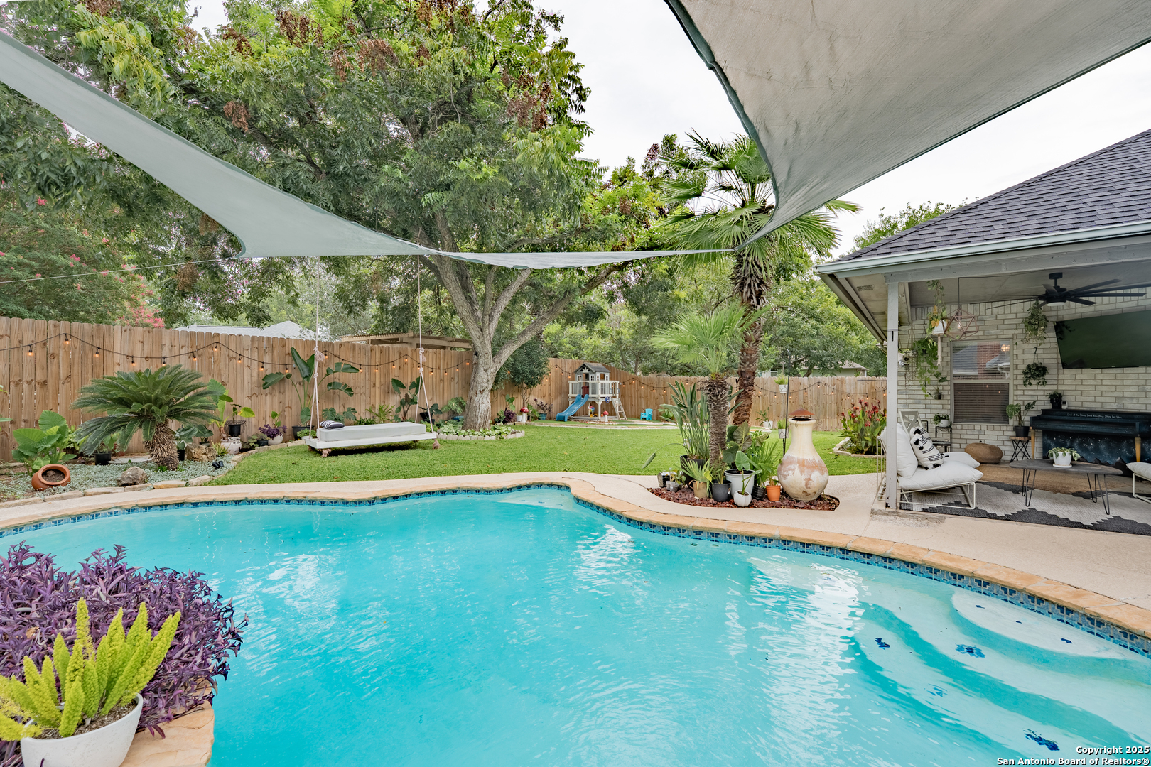 1147 Camellia New Braunfels TX 78130