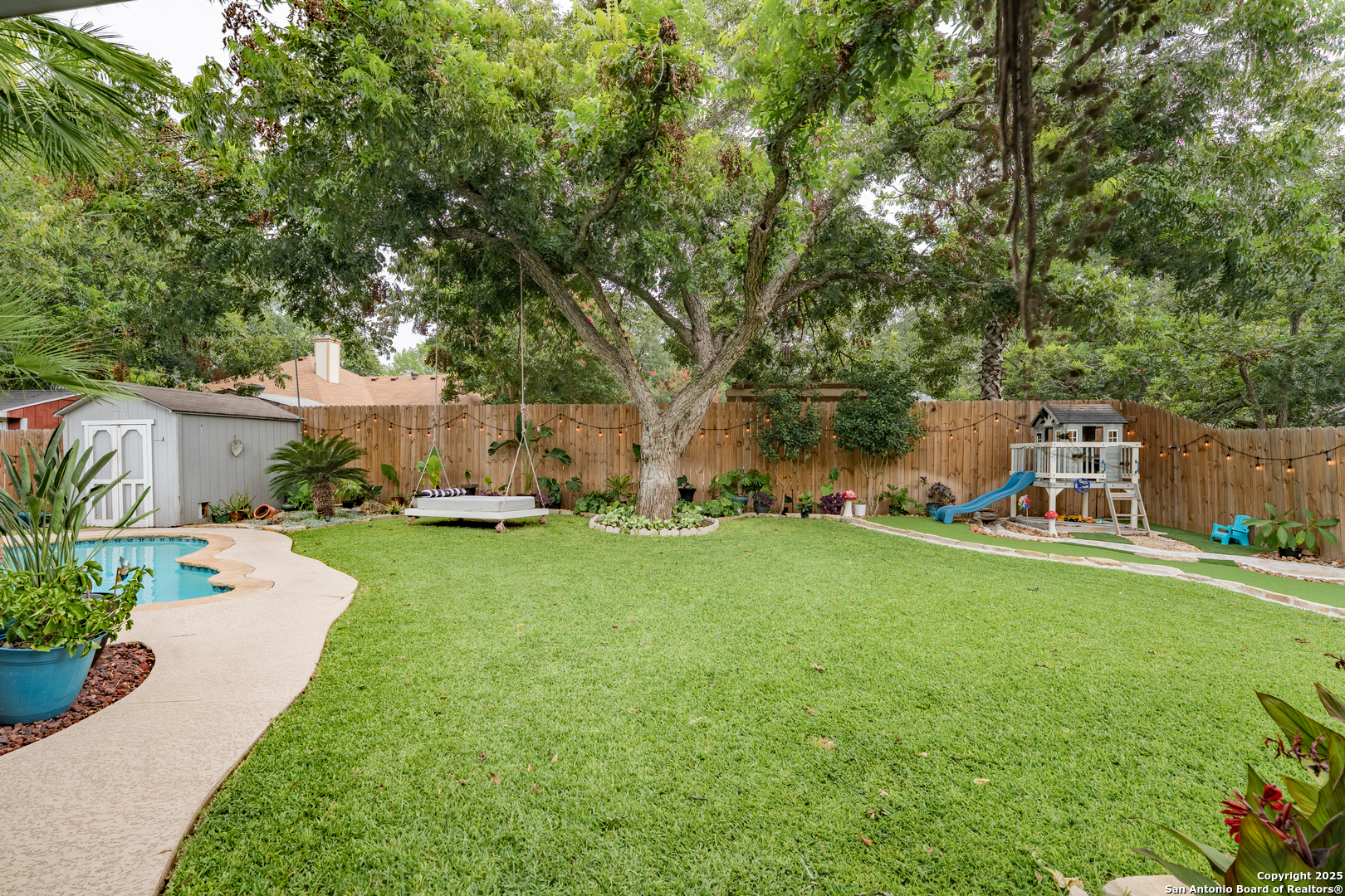 1147 Camellia New Braunfels TX 78130